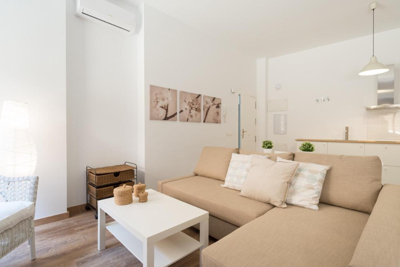 Апартаменты Santiago Premium Loft I Малага Экстерьер фото