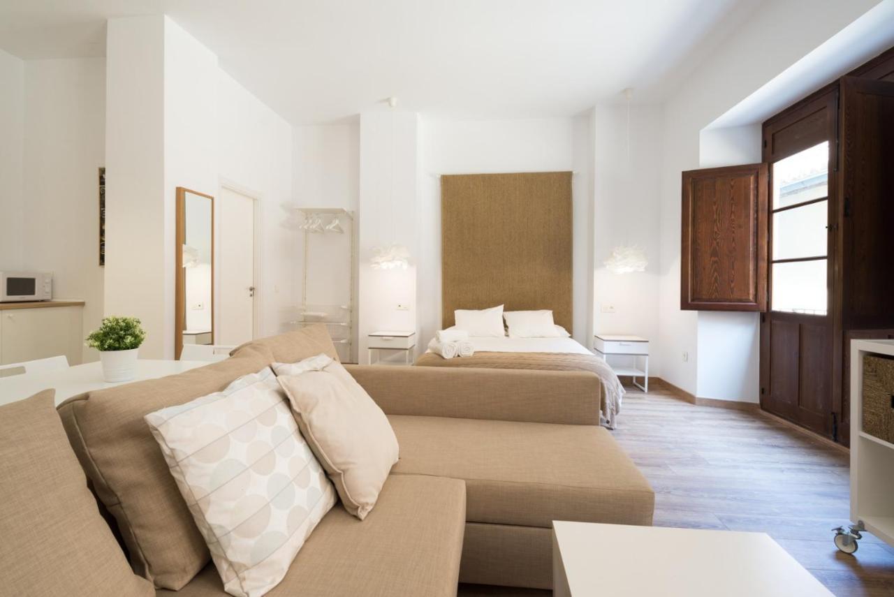 Апартаменты Santiago Premium Loft I Малага Экстерьер фото